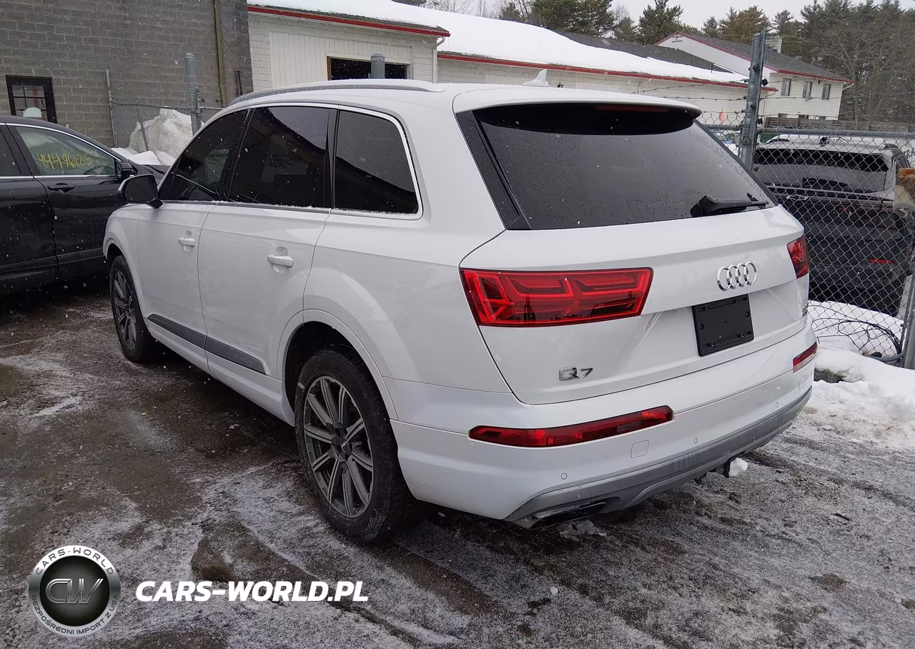 2018 Audi Q7 3.0T Premium VIN:WA1LAAF7XJD052793 - 3