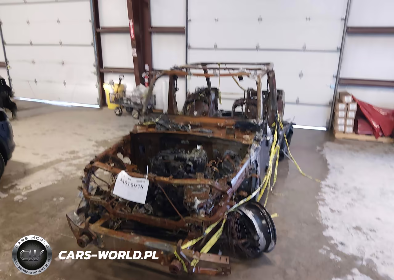 2020 Jeep Wrangler Unlimited Sport S 4X4 VIN:1C4HJXDNXLW218141 - 6