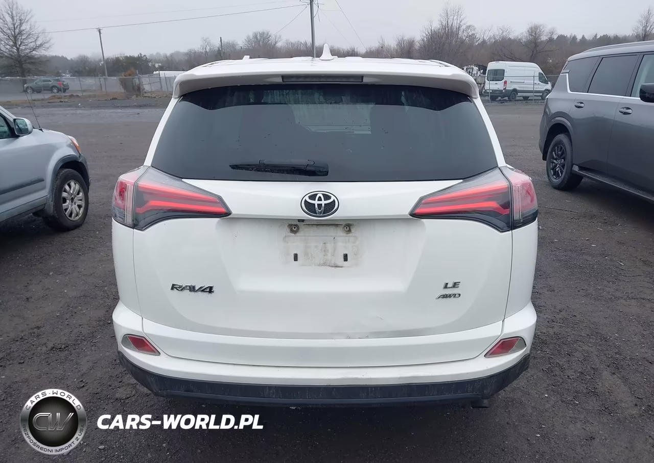 2018 Toyota Rav4 Le VIN:JTMBFREV3JJ729329 - 16