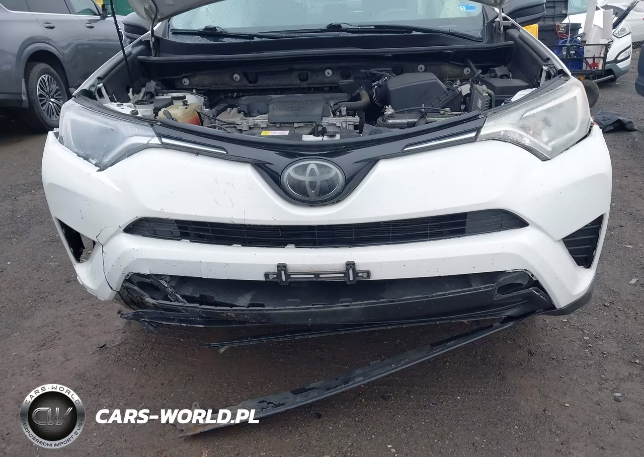 2018 Toyota Rav4 Le VIN:JTMBFREV3JJ729329 - 17