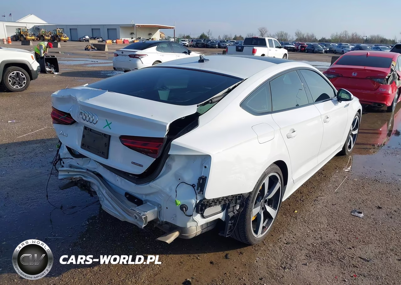 2025 Audi A5 Sportback Premium Plus 45 Tfsi S Line Quattro S Tronic VIN:WAUFACF53SA001942 - 4
