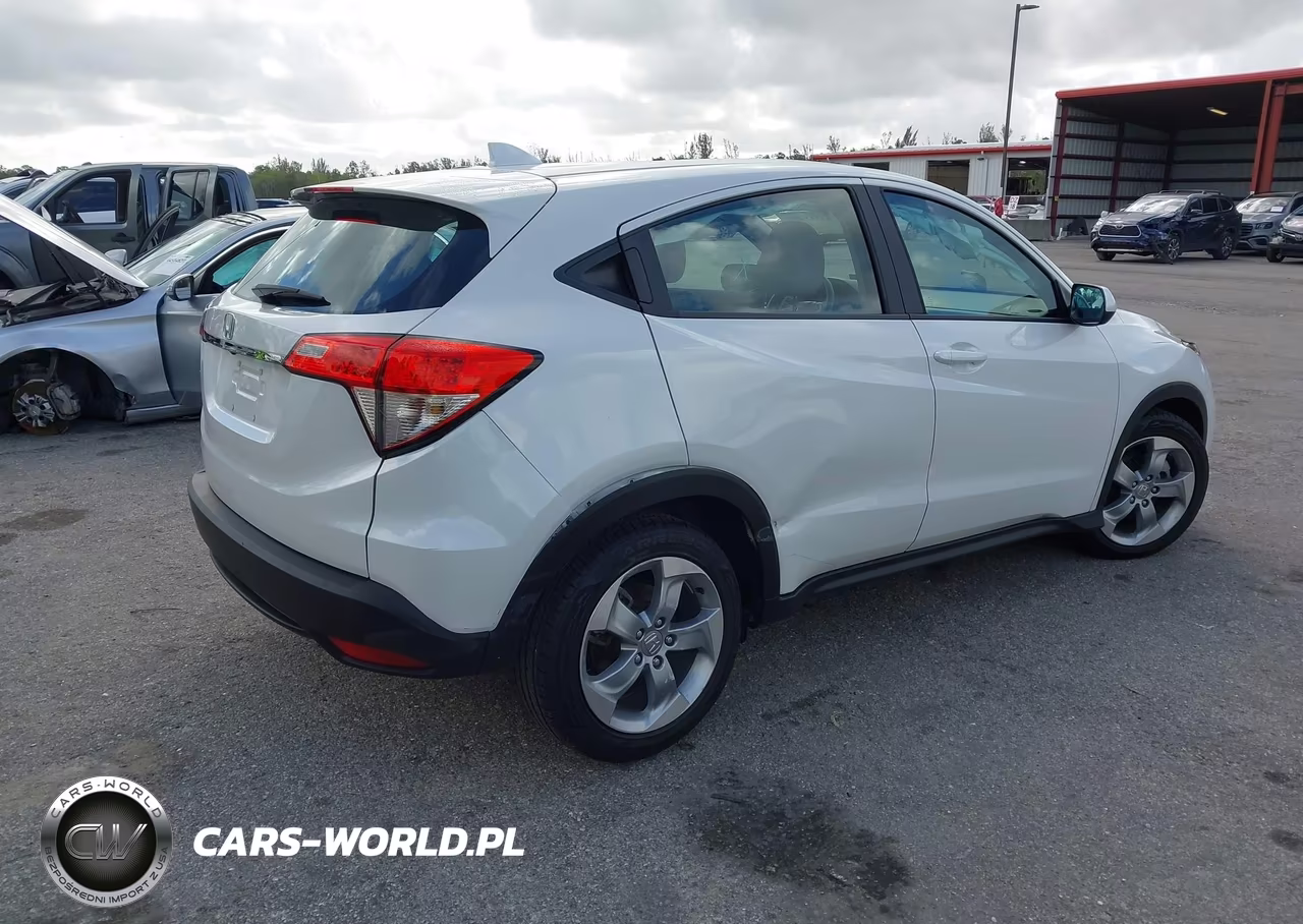 2020 Honda Hr-V 2Wd Lx VIN:3CZRU5H32LM713744 - 4