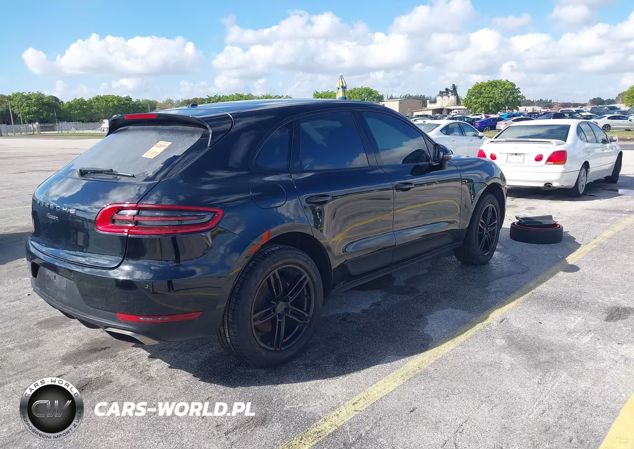 2018 Porsche Macan VIN:WP1AA2A59JLB11135 - 4