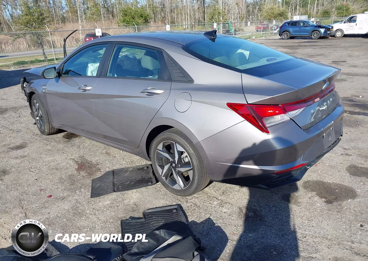2023 Hyundai Elantra Sel VIN:KMHLS4AG6PU485558 - 3