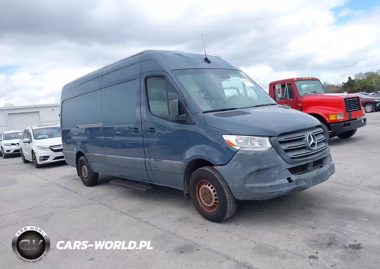 2019 Mercedes-Benz Sprinter 2500 High Roof V6