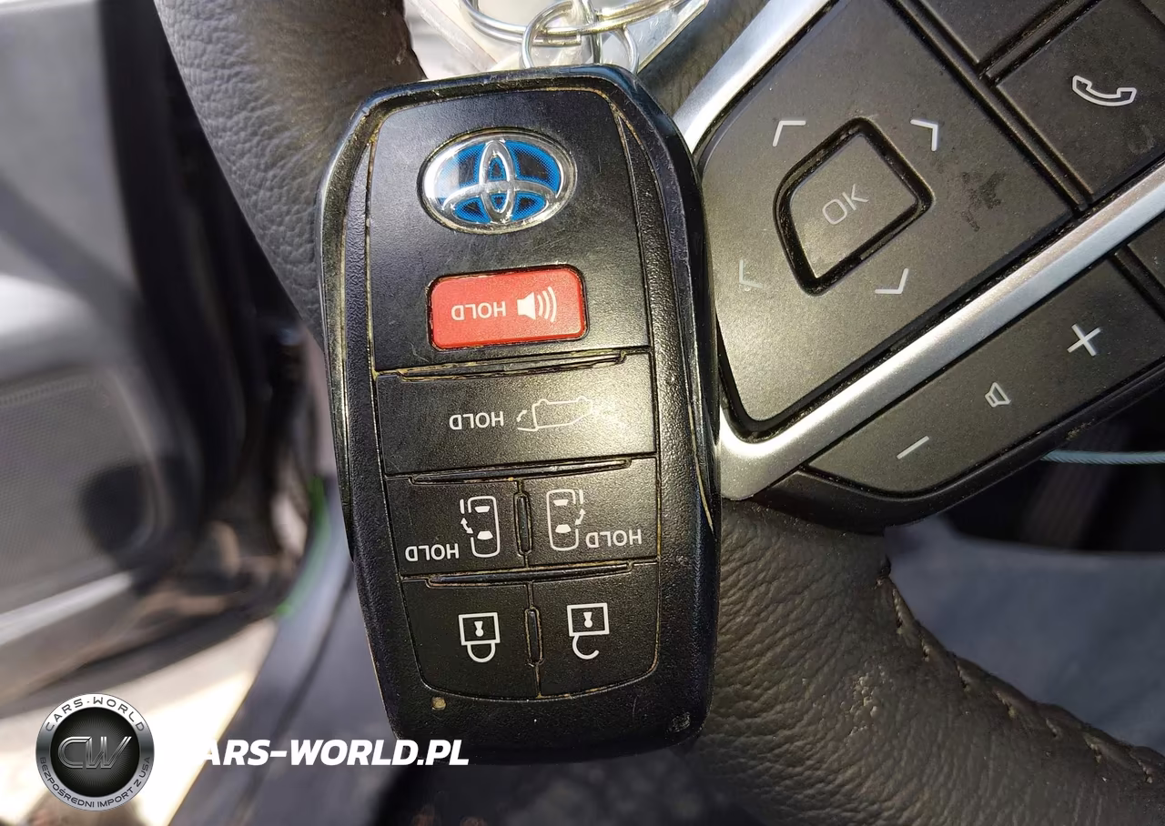 2025 Toyota Sienna Xle VIN:5TDYRKECXSS264608 - 11