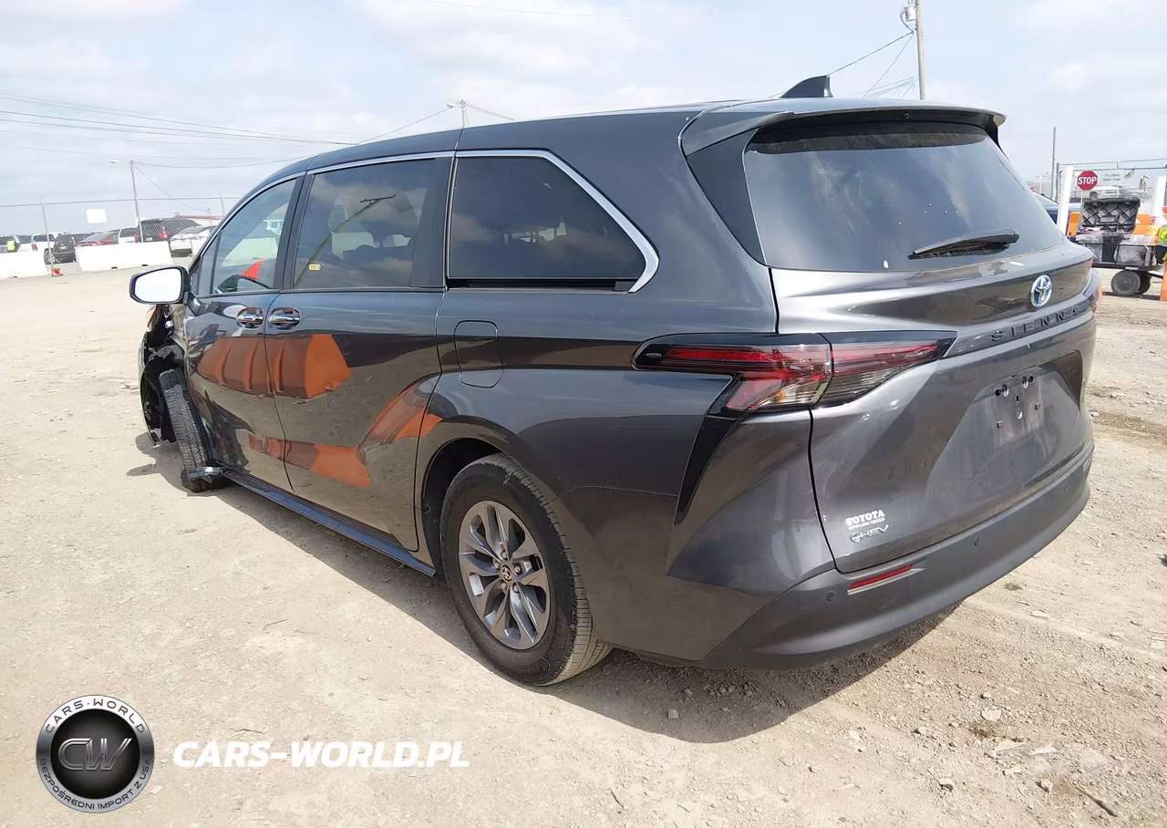 2025 Toyota Sienna Xle VIN:5TDYRKECXSS264608 - 3
