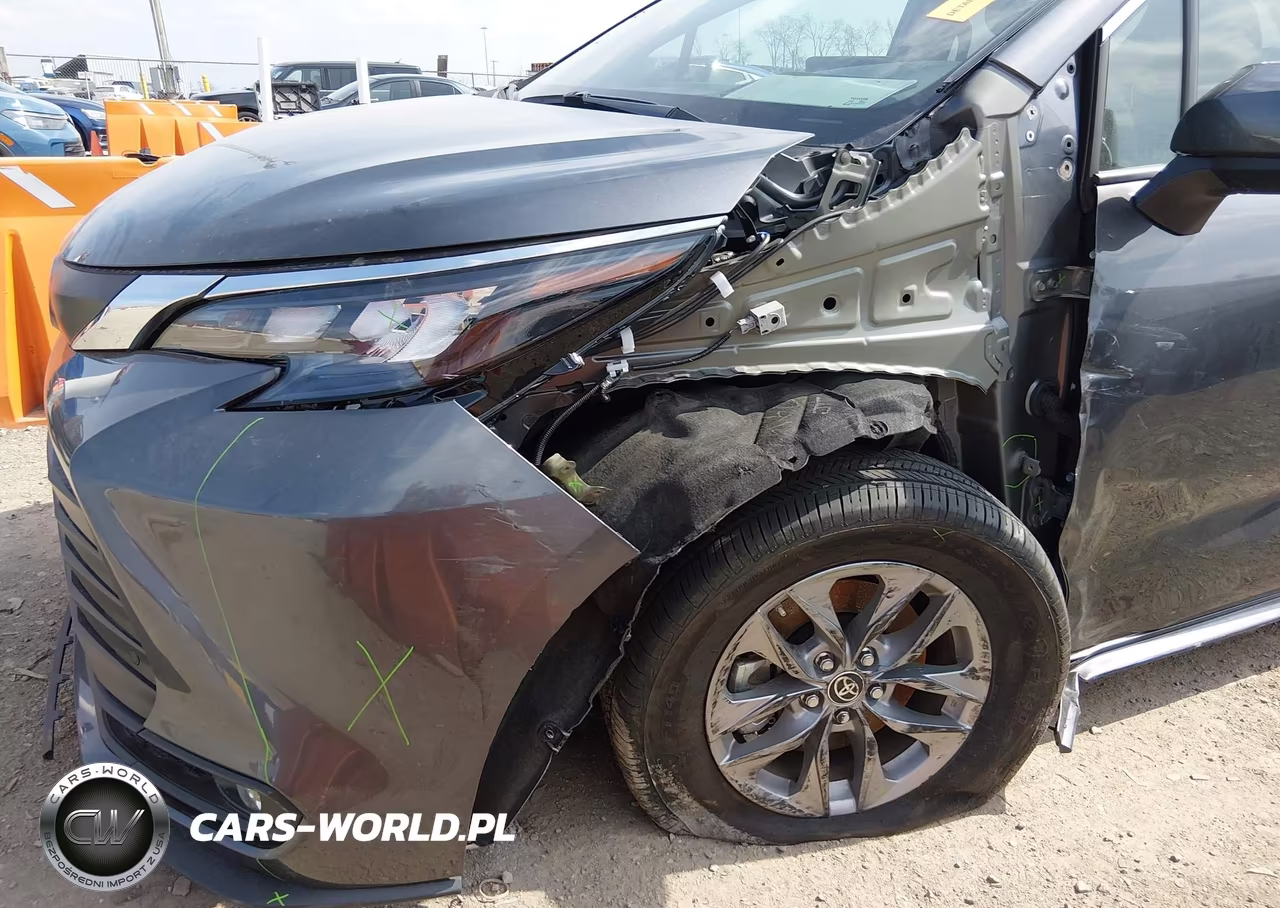 2025 Toyota Sienna Xle VIN:5TDYRKECXSS264608 - 6