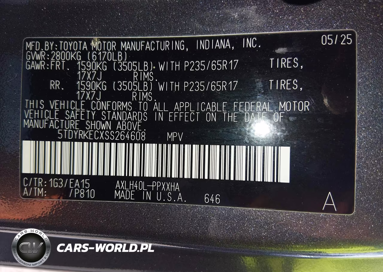 2025 Toyota Sienna Xle VIN:5TDYRKECXSS264608 - 9