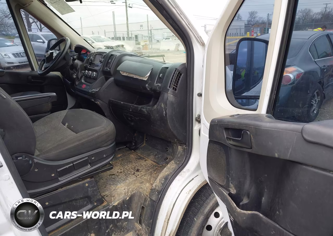 2014 Ram Promaster 1500 Low Roof VIN:3C6TRVAG4EE108672 - 5