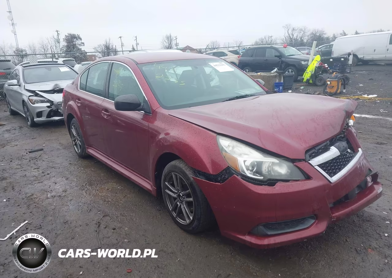 2013 Subaru Legacy 2.5I – zdjęcie 1 z 16