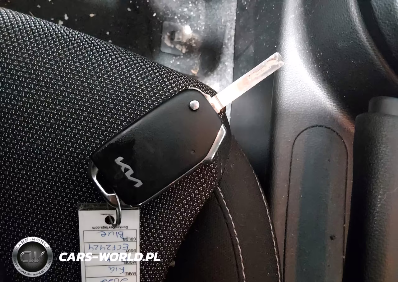 2022 Kia Forte Lxs VIN:3KPF24AD2NE485057 - 11