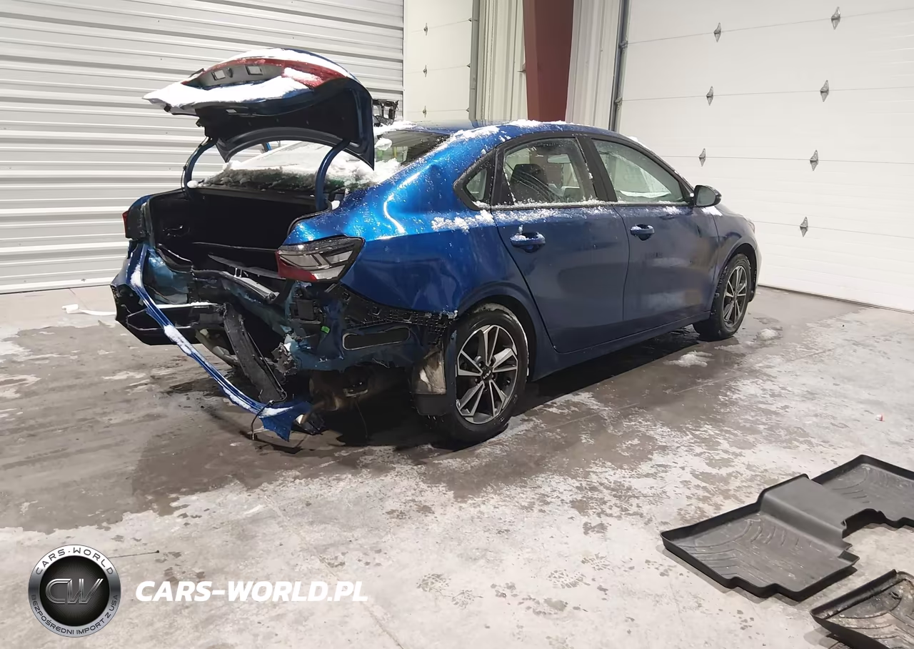 2022 Kia Forte Lxs VIN:3KPF24AD2NE485057 - 4