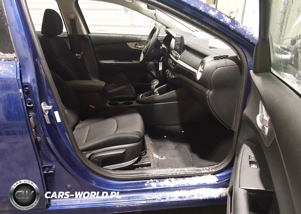 2022 Kia Forte Lxs VIN:3KPF24AD2NE485057 - 5