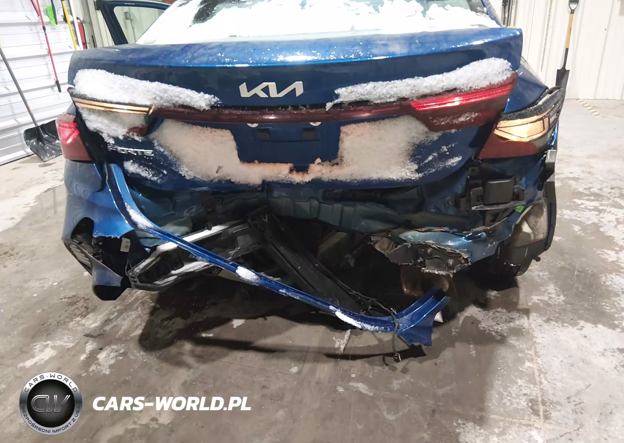 2022 Kia Forte Lxs VIN:3KPF24AD2NE485057 - 6