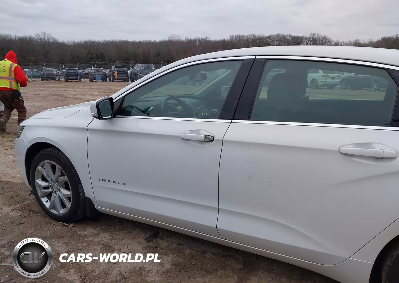 2017 Chevrolet Impala 1Lt VIN:2G1105SA7H9135638 - 15