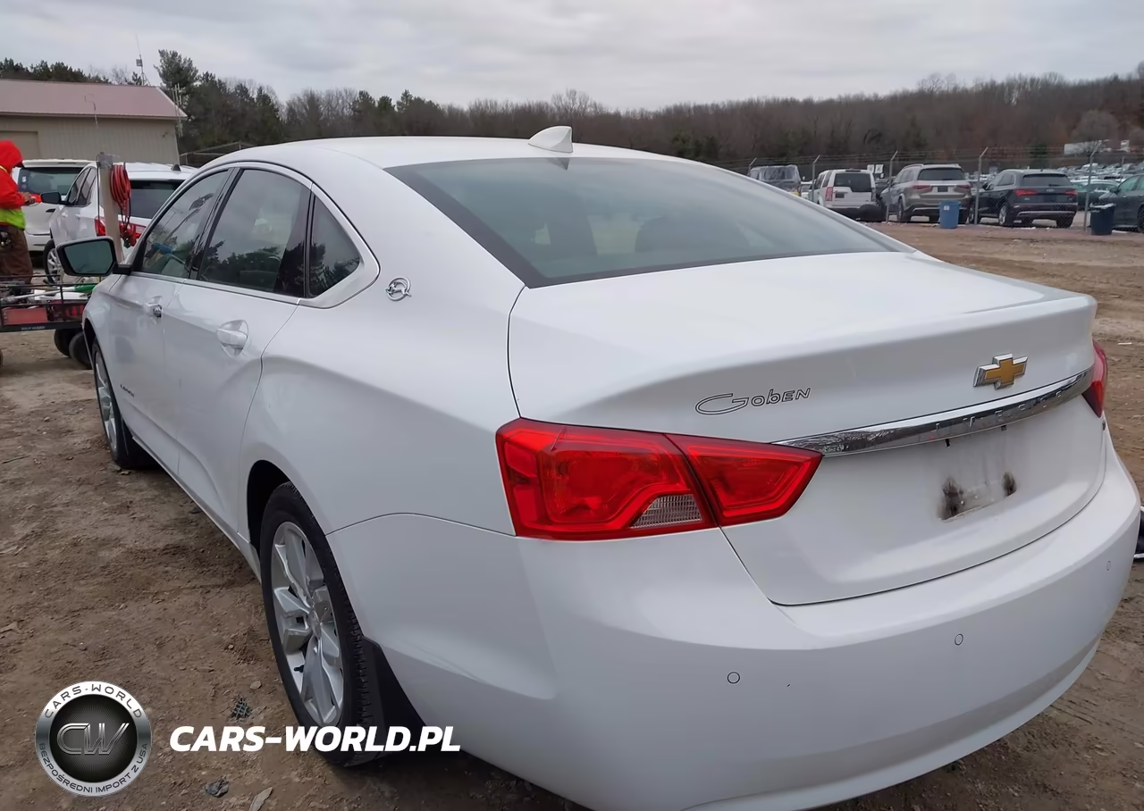 2017 Chevrolet Impala 1Lt VIN:2G1105SA7H9135638 - 3