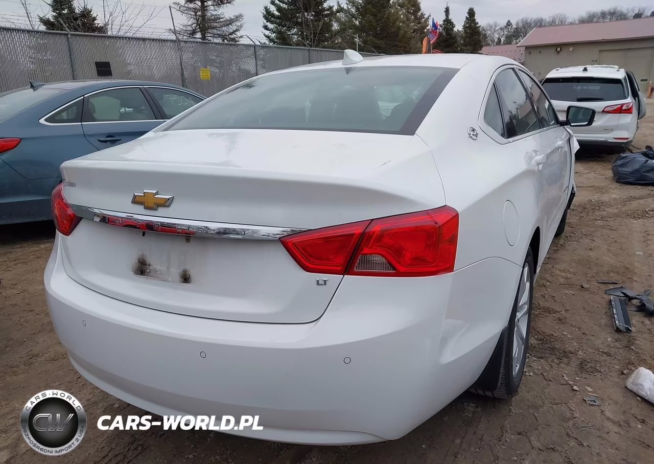 2017 Chevrolet Impala 1Lt VIN:2G1105SA7H9135638 - 4