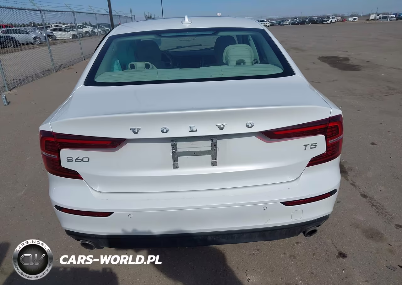 2019 Volvo S60 T5 Momentum VIN:7JR102FK2KG018035 - 16