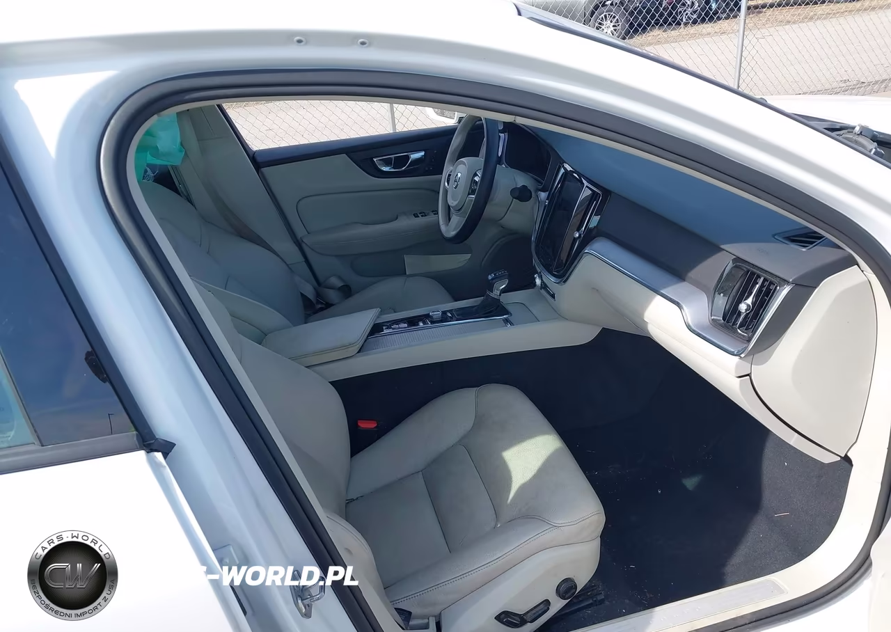 2019 Volvo S60 T5 Momentum VIN:7JR102FK2KG018035 - 5