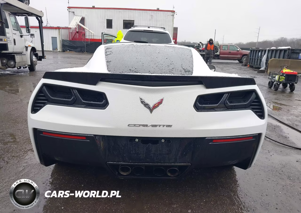2014 Chevrolet Corvette Stingray VIN:1G1YB2D78E5581718 - 16