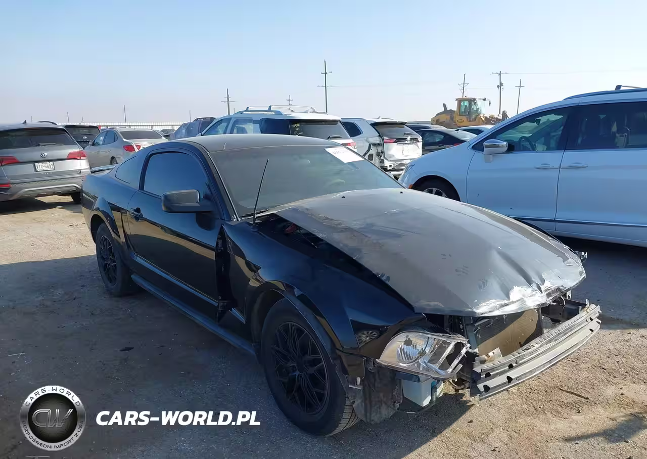 2007 Ford Mustang V6 Deluxe-V6 Premium