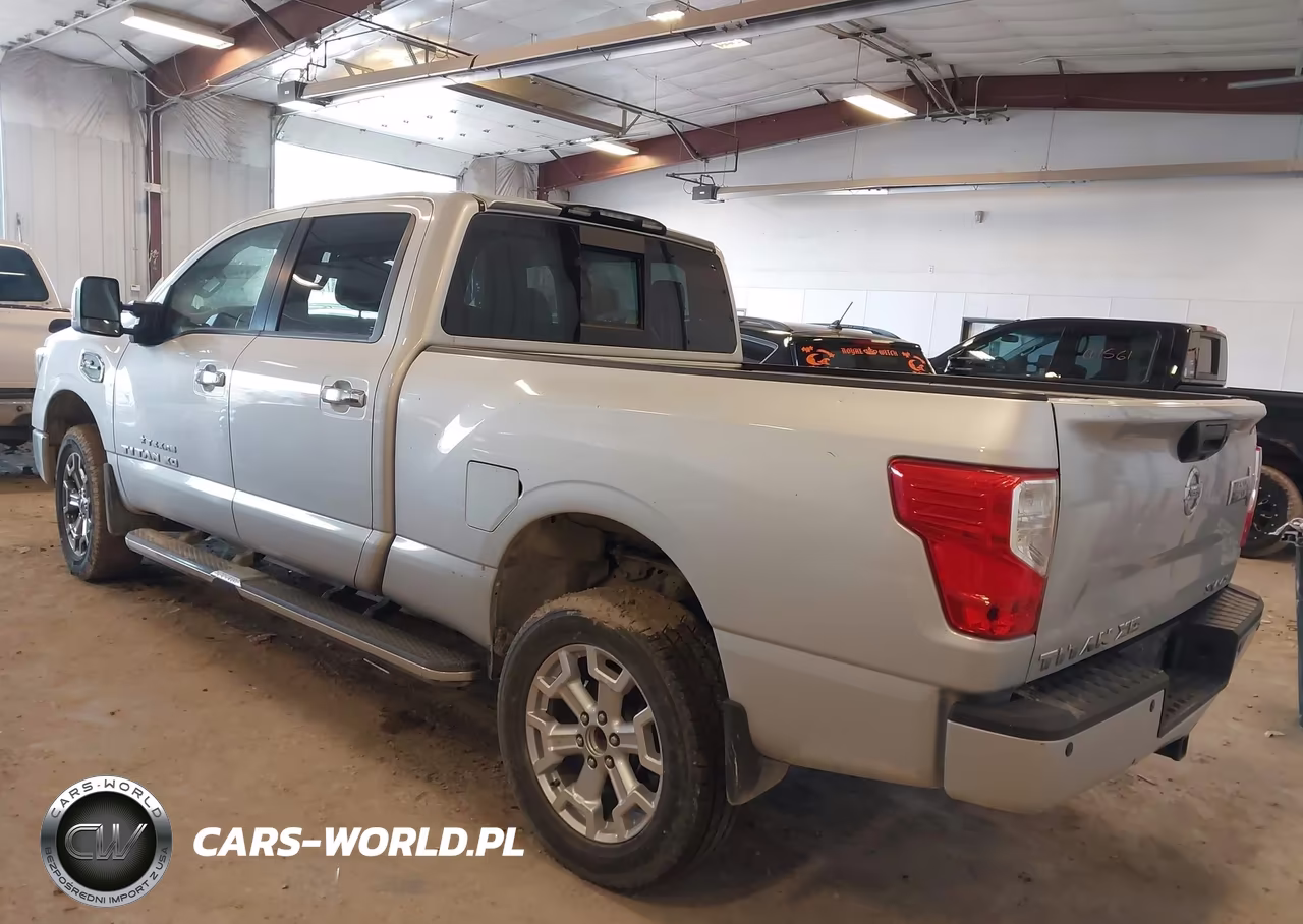 2017 Nissan Titan Xd Sv Diesel VIN:1N6BA1F41HN565830 - 3