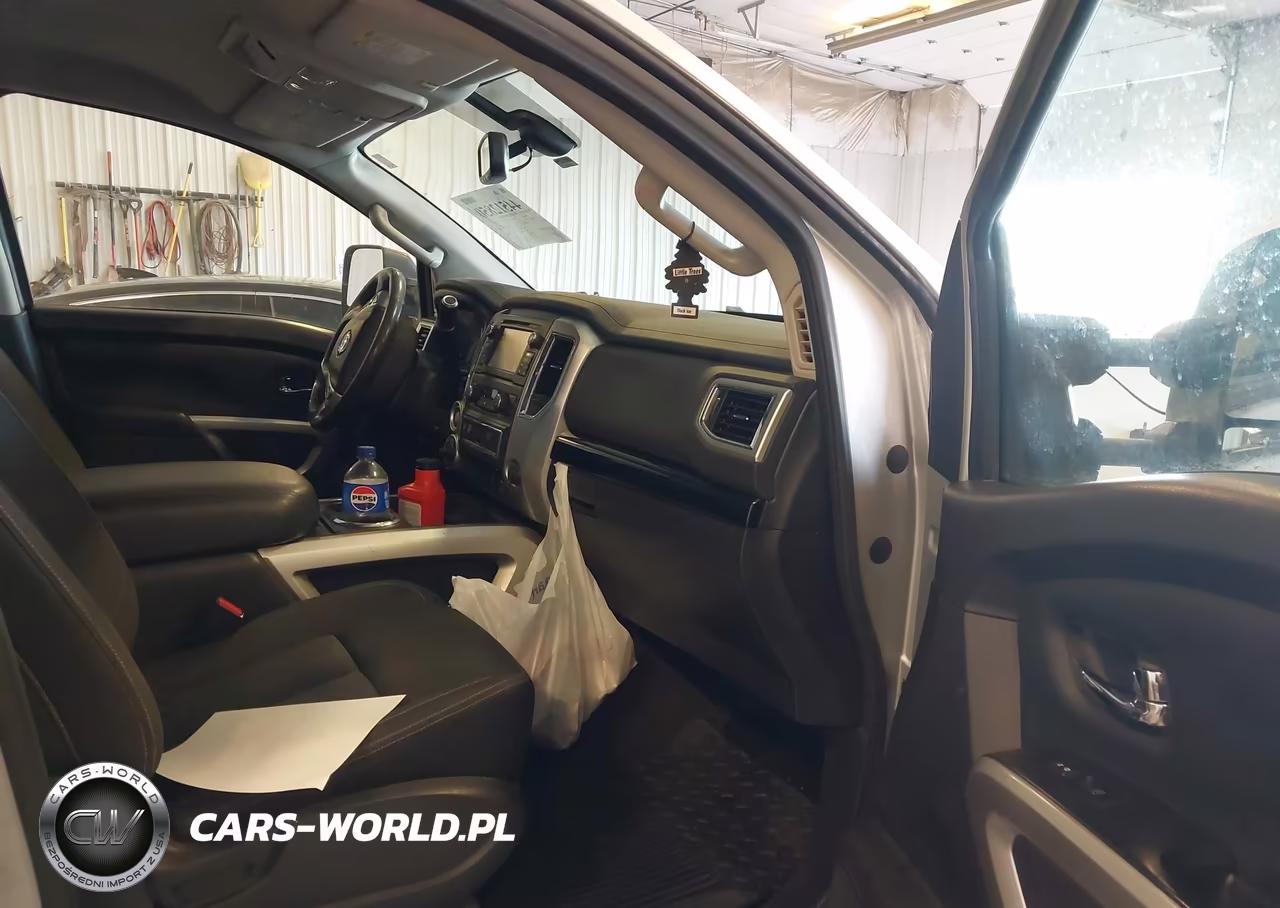 2017 Nissan Titan Xd Sv Diesel VIN:1N6BA1F41HN565830 - 5
