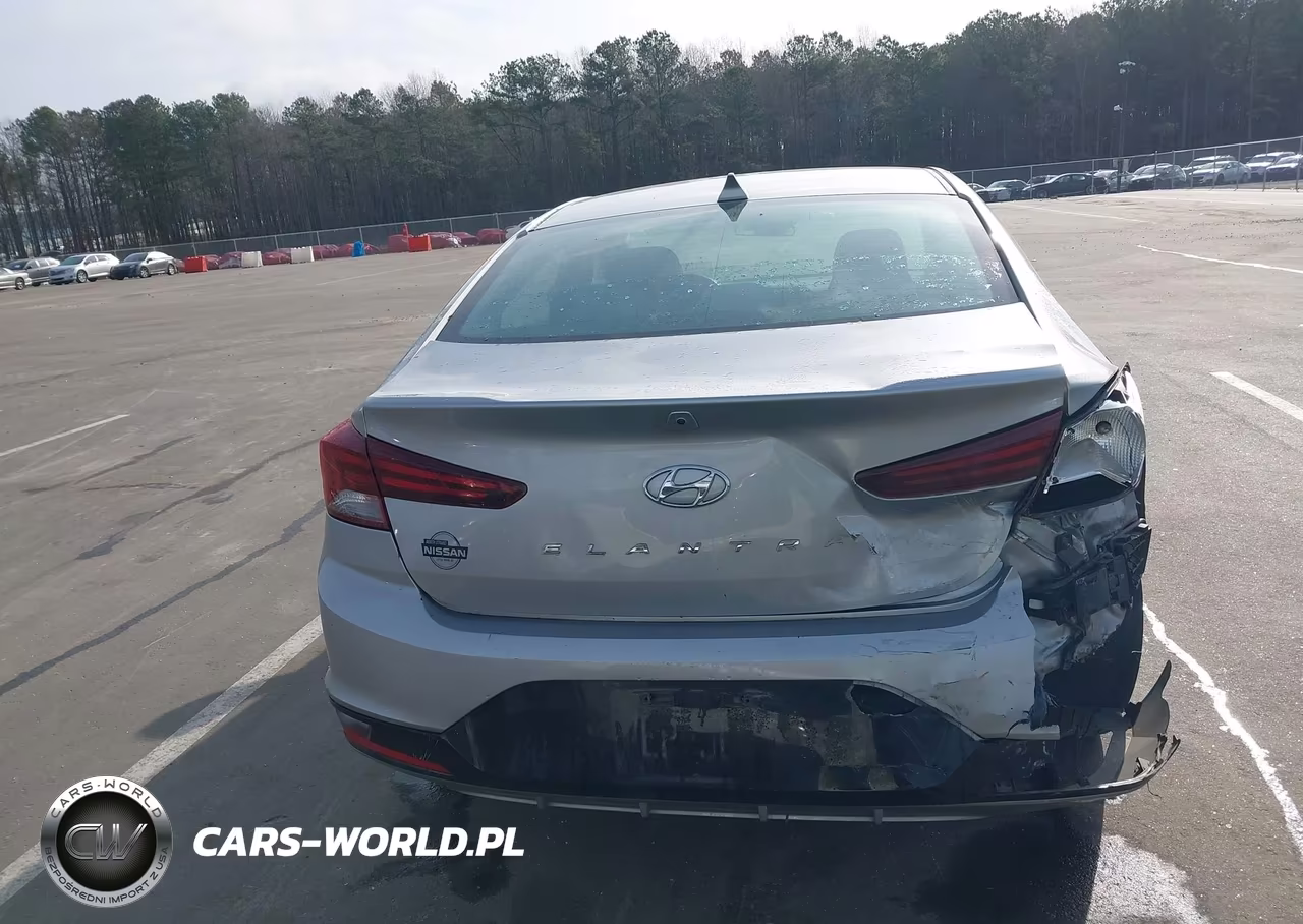 2020 Hyundai Elantra Sel VIN:5NPD84LF7LH583935 - 16