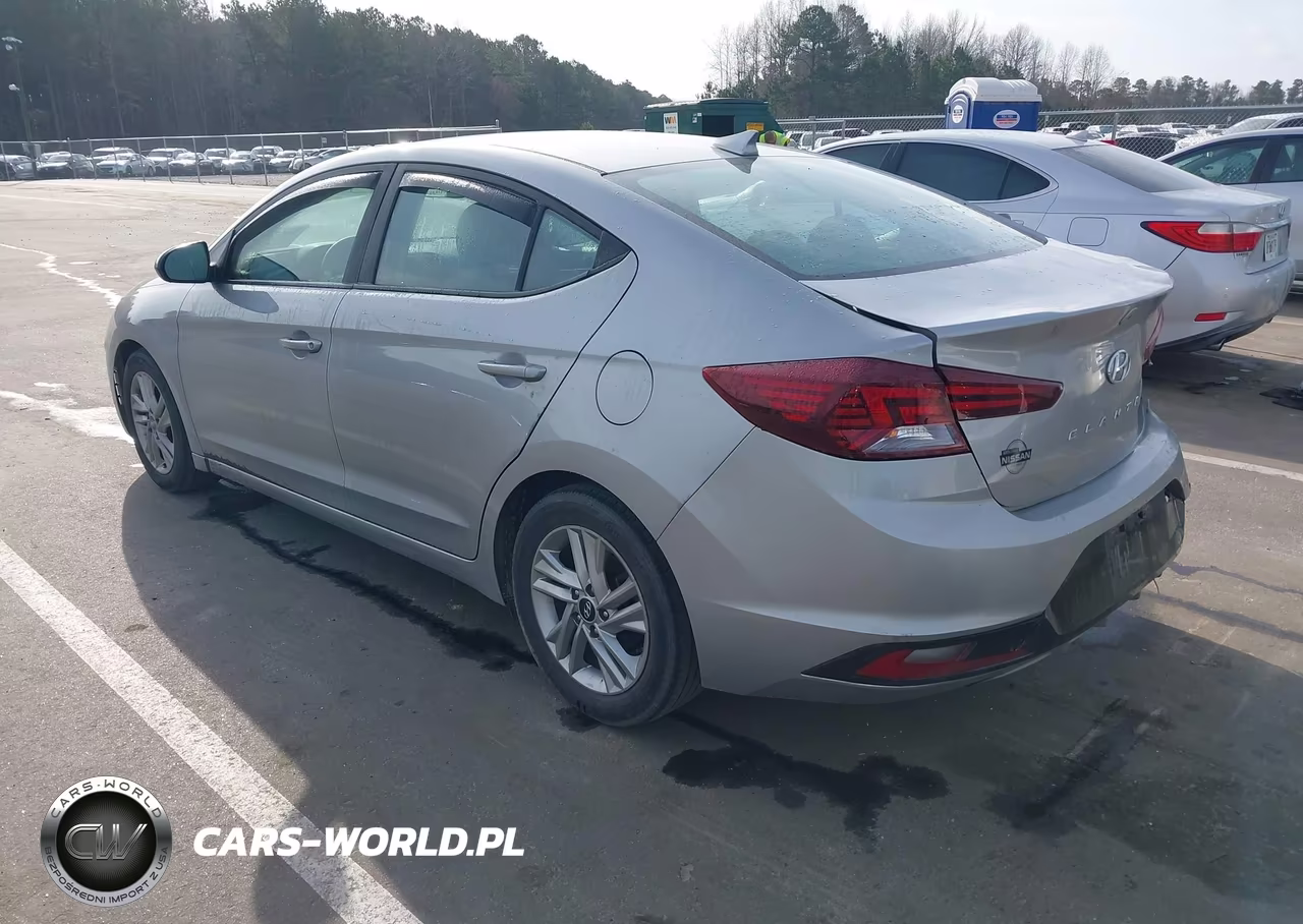 2020 Hyundai Elantra Sel VIN:5NPD84LF7LH583935 - 3