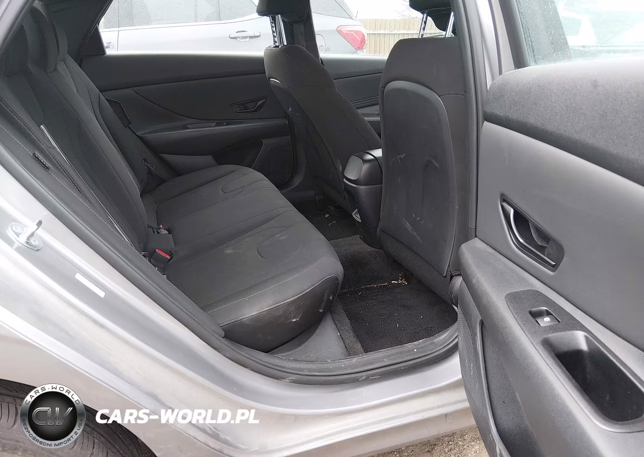 2025 Hyundai Elantra Sel Sport VIN:KMHLM4DG0SU027125 - 8