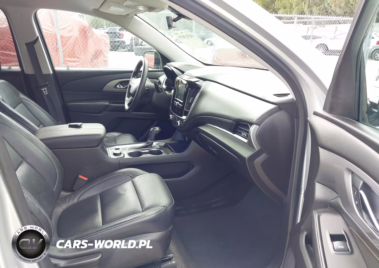 2019 Chevrolet Traverse Ls VIN:1GNERFKW5KJ126665 - 5