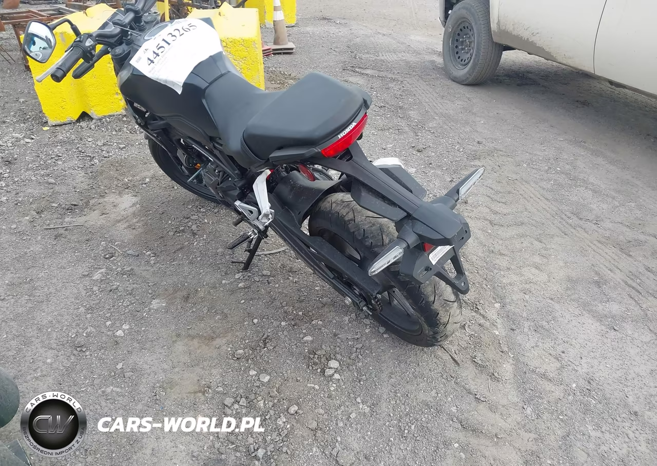 2024 Honda Cbf300 Na VIN:MLHNC5558R5401209 - 3