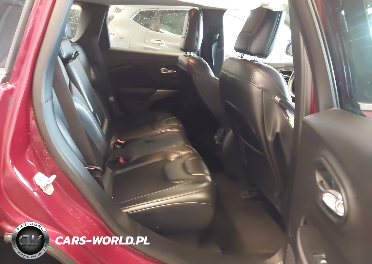 2020 Jeep Cherokee Latitude Plus Fwd VIN:1C4PJLLB8LD654039 - 8