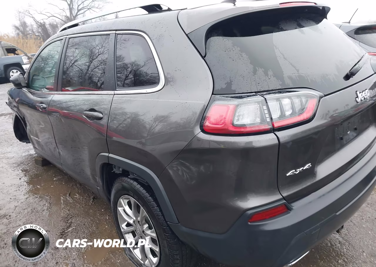 2019 Jeep Cherokee Latitude Plus 4X4 VIN:1C4PJMLN5KD172420 - 19