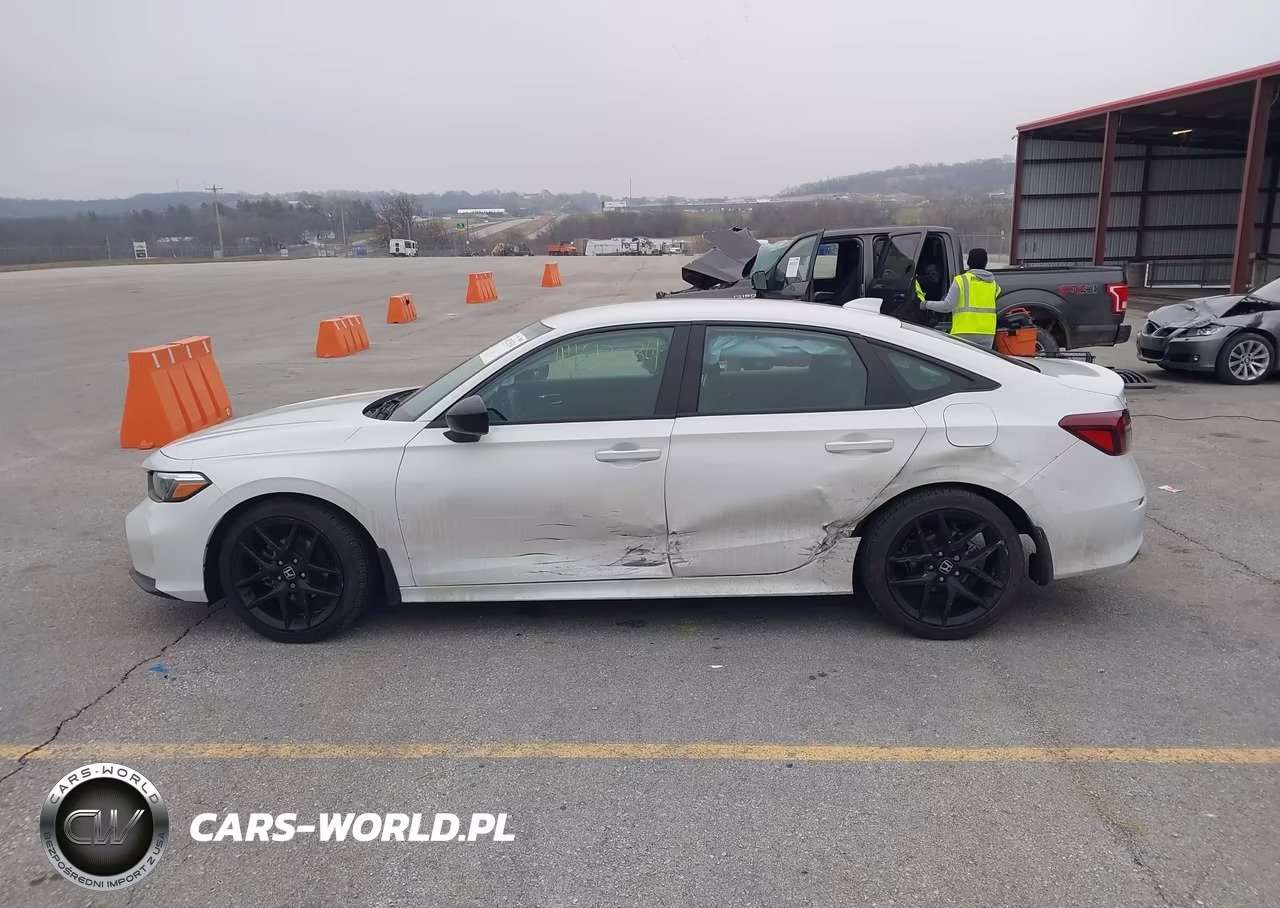 2025 Honda Civic Sport VIN:2HGFE2F51SH591093 - 14