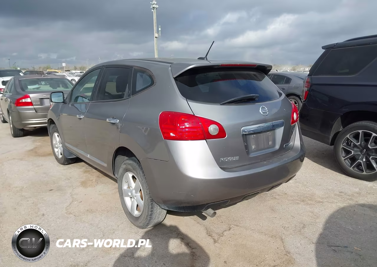 2013 Nissan Rogue S VIN:JN8AS5MT0DW533800 - 3