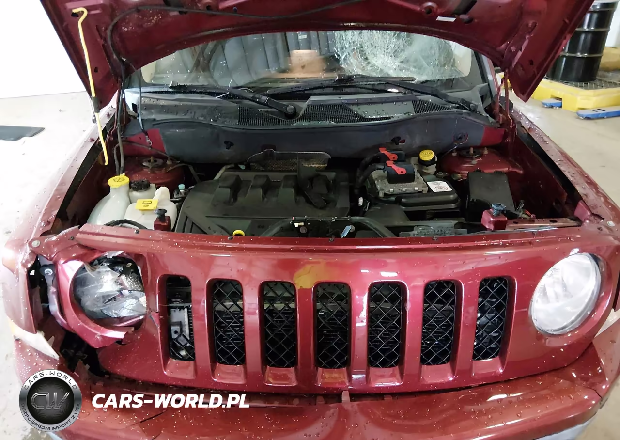 2014 Jeep Patriot Latitude VIN:1C4NJPFB3ED624489 - 10