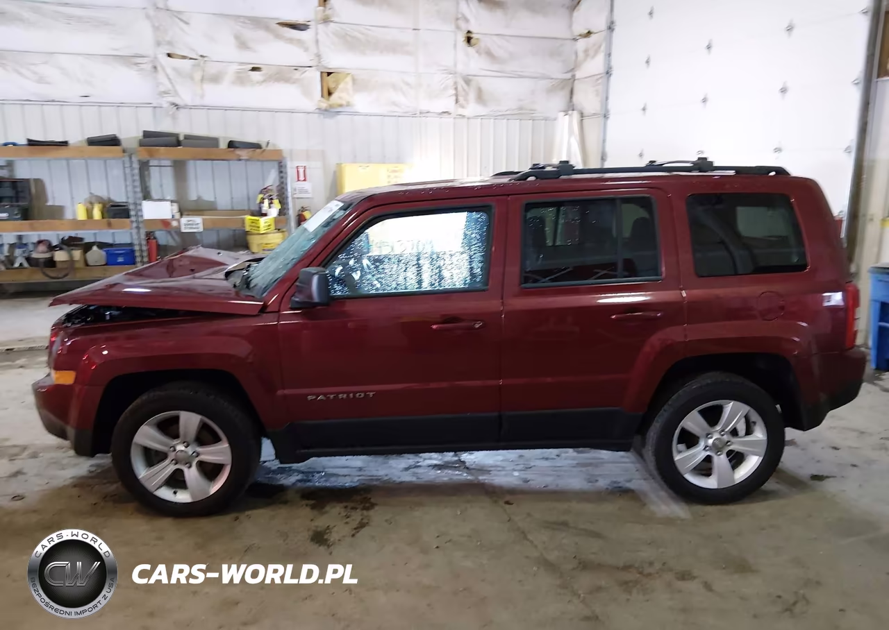 2014 Jeep Patriot Latitude VIN:1C4NJPFB3ED624489 - 14