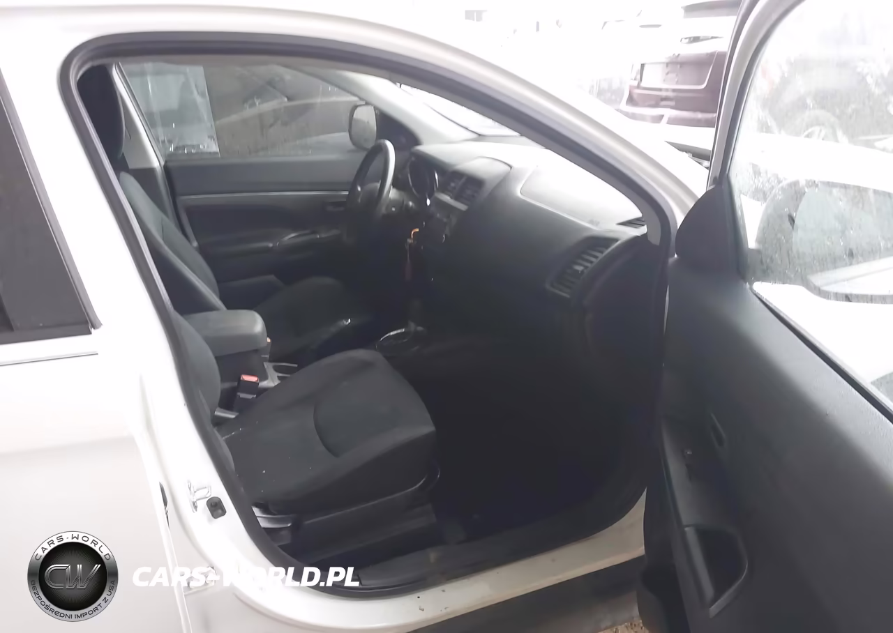 2015 Mitsubishi Outlander Sport Es VIN:4A4AR3AU6FE012560 - 5