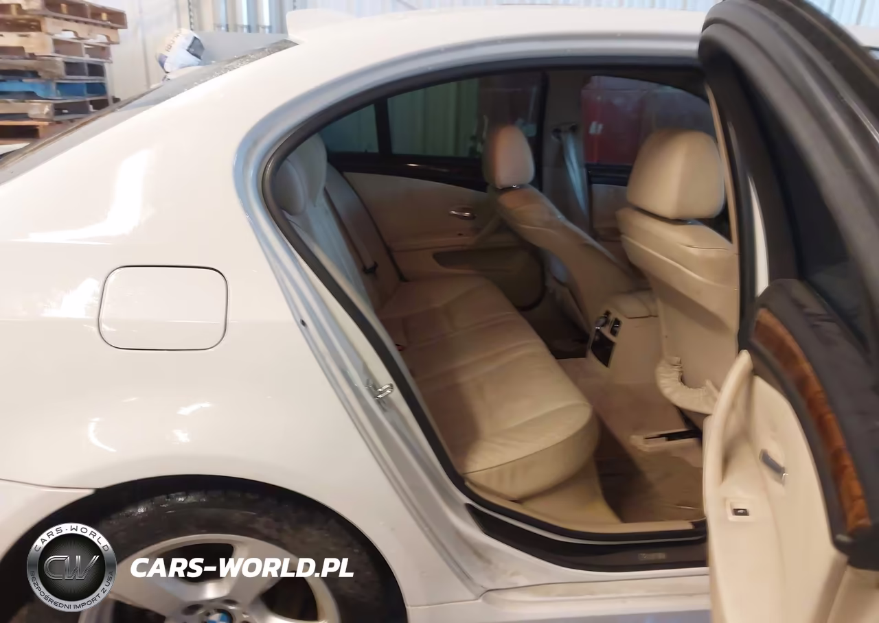 2008 BMW 528I VIN:WBANU53598CT02361 - 8
