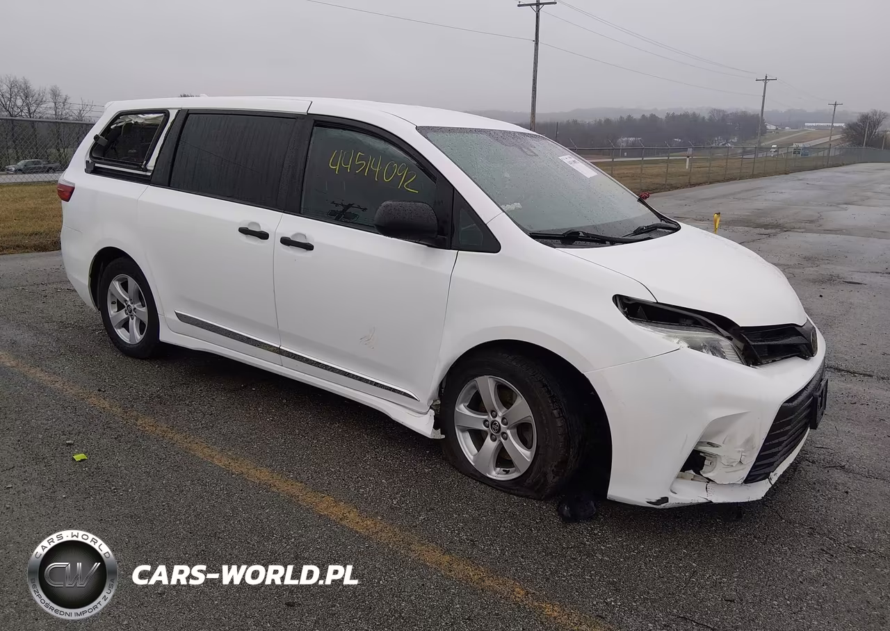 2019 Toyota Sienna L 7 Passenger