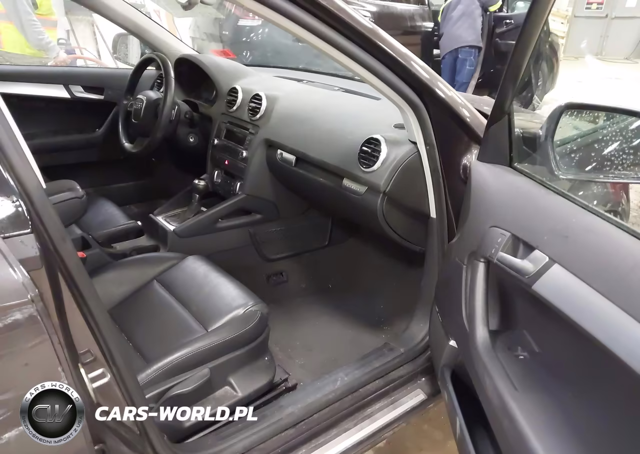 2013 Audi A3 2.0T Premium VIN:WAUMFAFM0DA034209 - 5