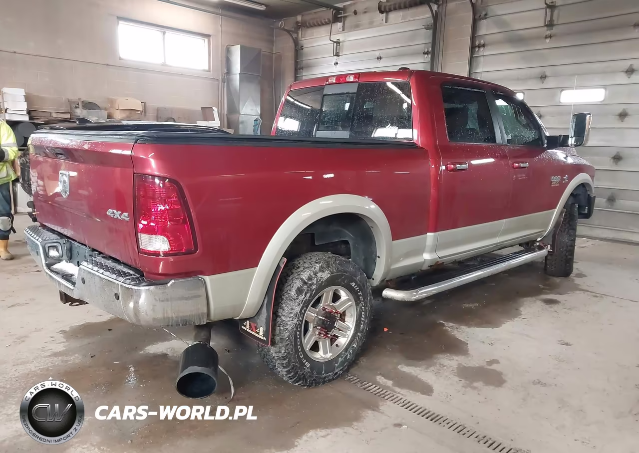 2011 Ram Ram 2500 Laramie VIN:3D7UT2CL2BG579037 - 4