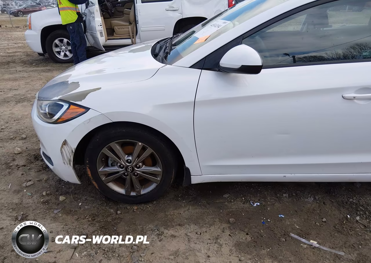 2018 Hyundai Elantra Sel VIN:5NPD84LF4JH279121 - 19