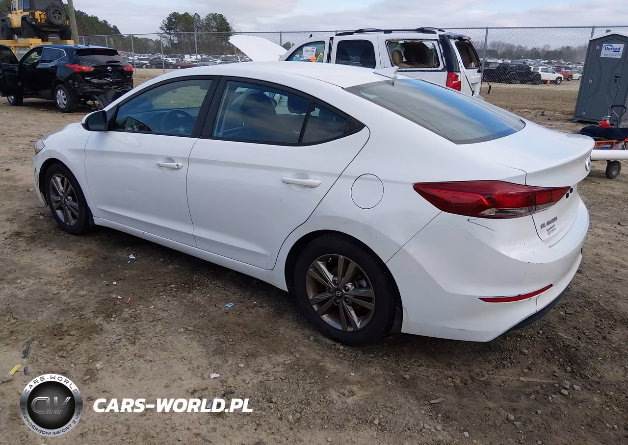 2018 Hyundai Elantra Sel VIN:5NPD84LF4JH279121 - 3