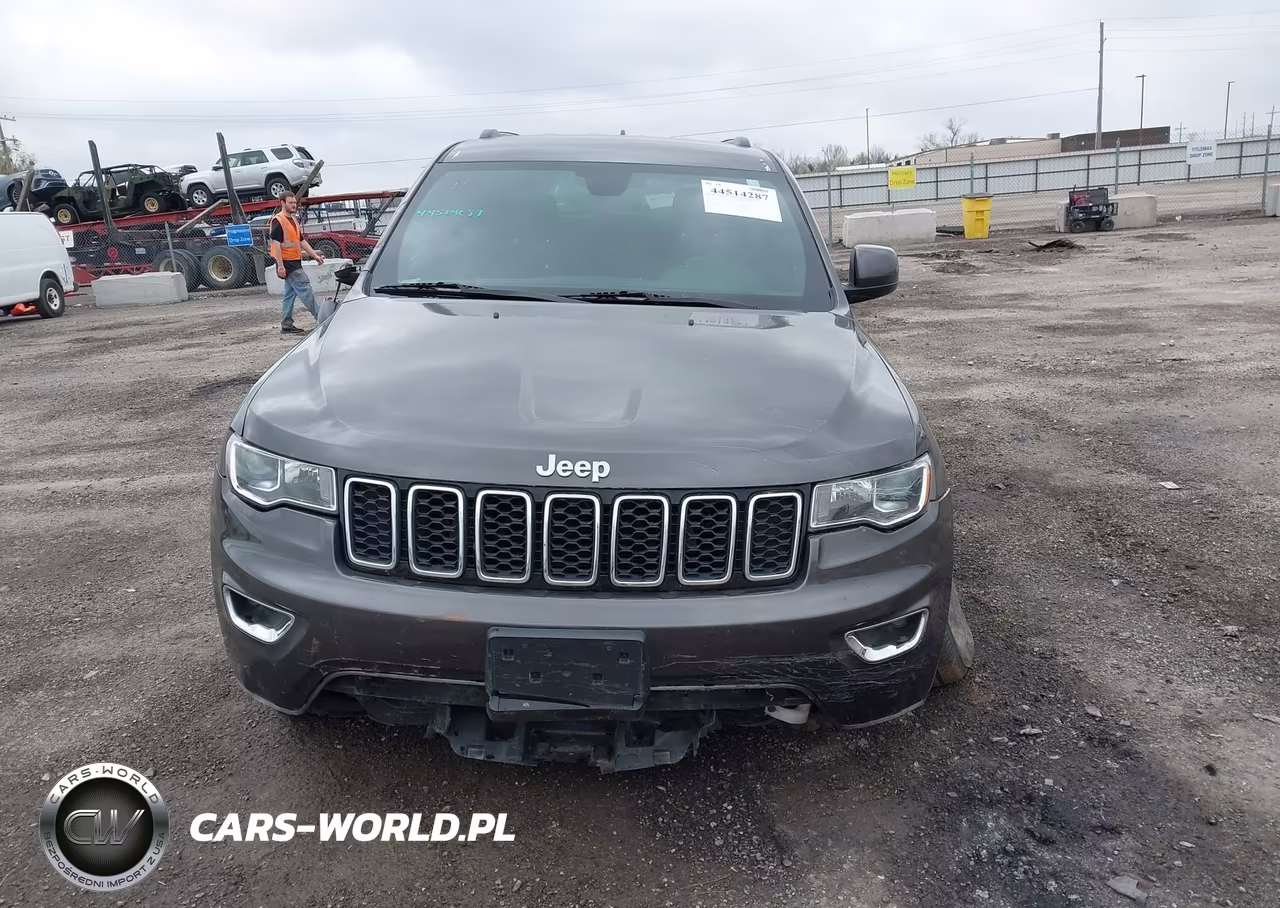 2021 Jeep Grand Cherokee Laredo E 4X2 VIN:1C4RJEAG7MC625643 - 13