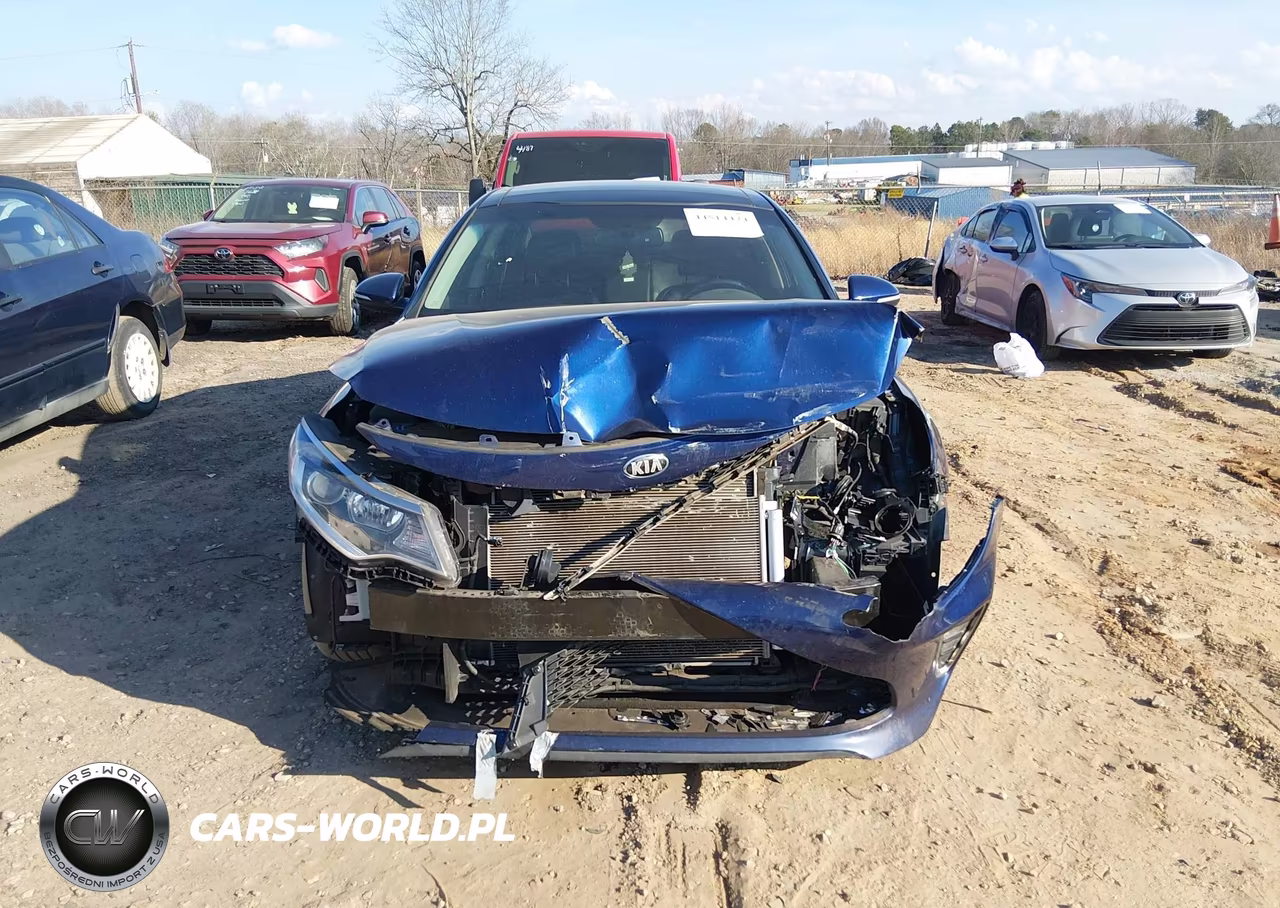 2018 Kia Optima S VIN:5XXGT4L33JG230196 - 13