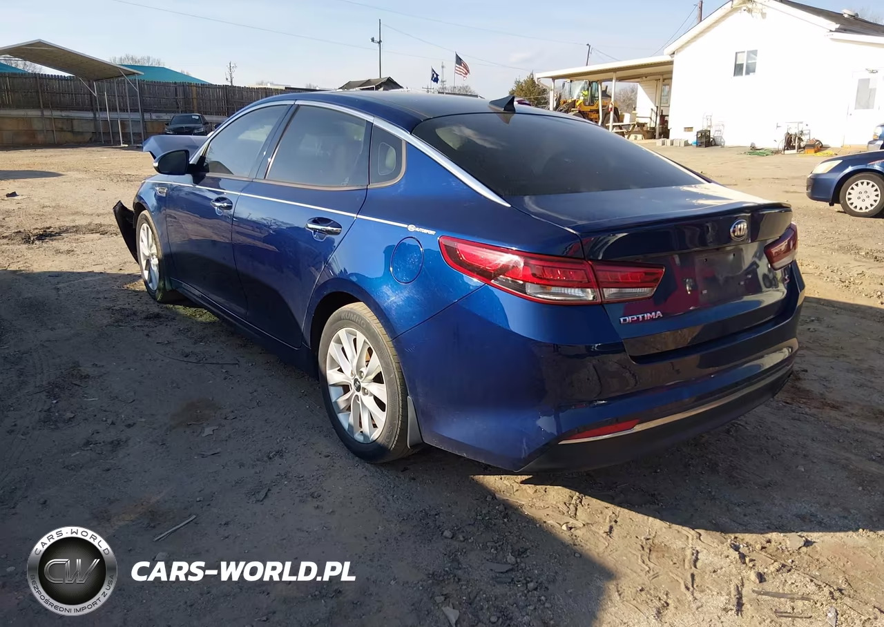 2018 Kia Optima S VIN:5XXGT4L33JG230196 - 3
