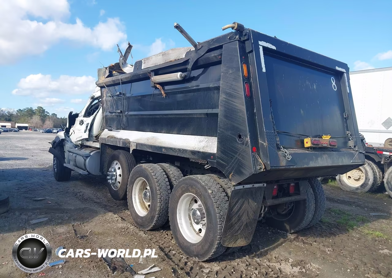 2023 Western Star 4800 Set Back Axle VIN:5KKMBPDV3PLUJ0891 - 3